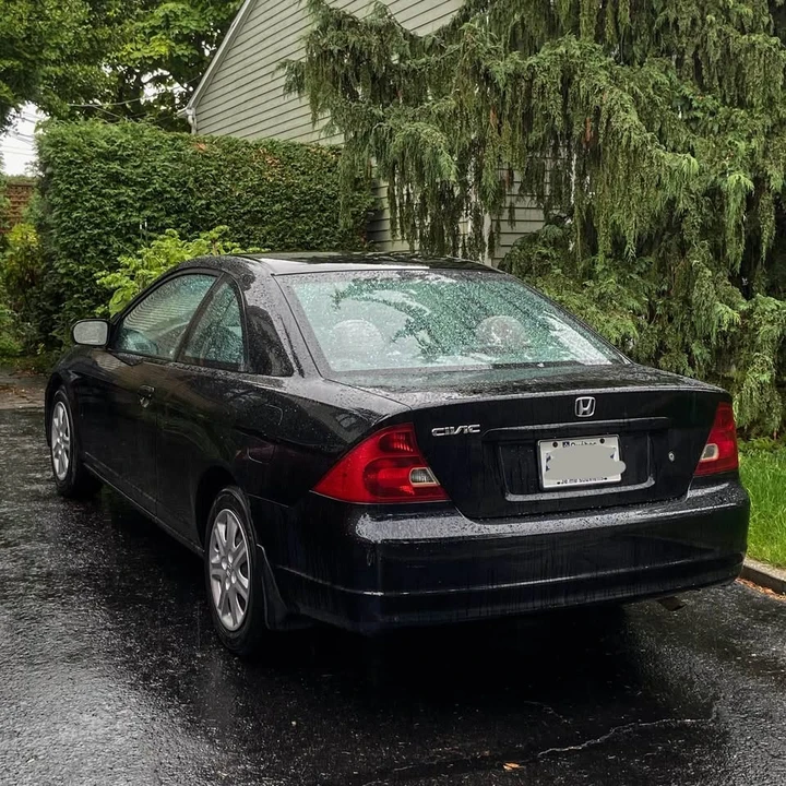 2003 Honda Civic 7th Gen - Image 2 of 12