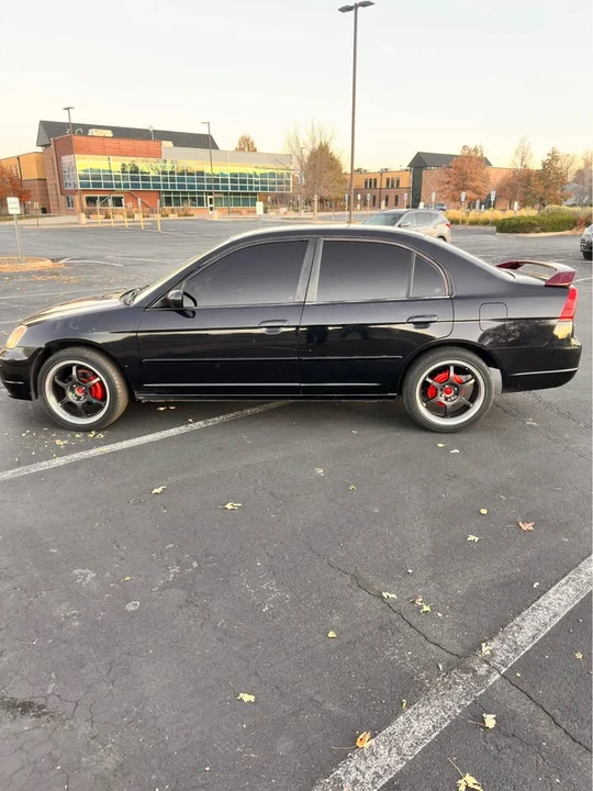 2003 Honda Civic 7th Gen - Image 3 of 9