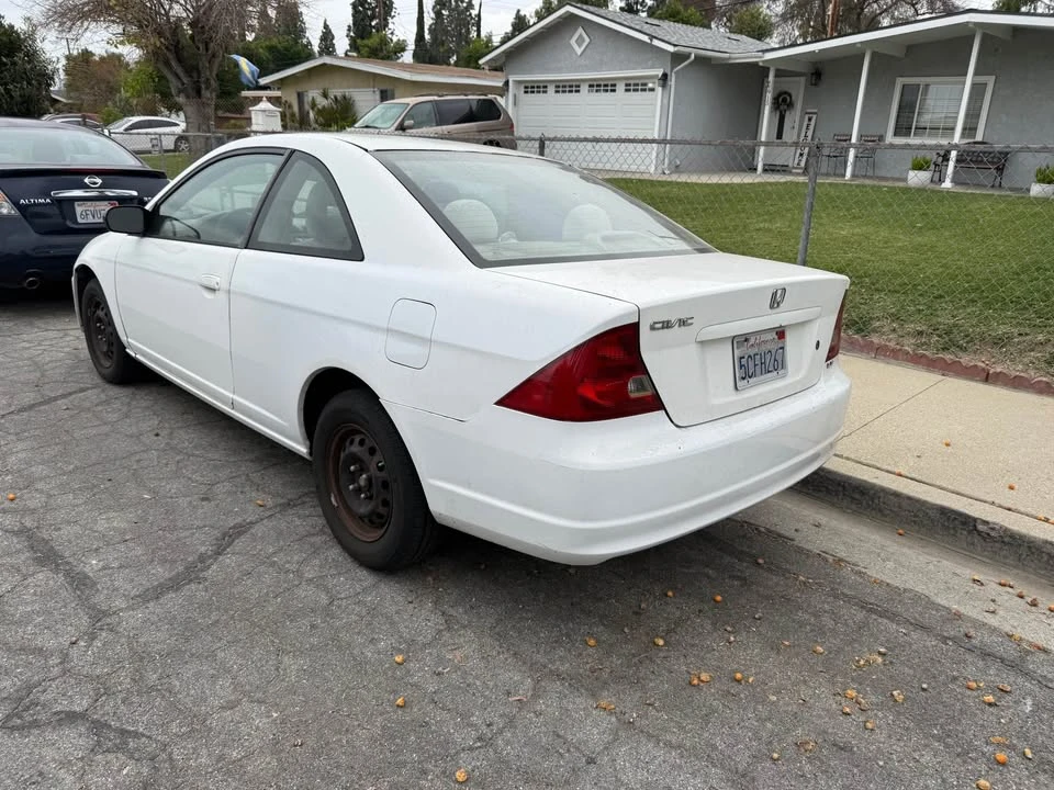 2003 Honda Civic 7th Gen - Image 2 of 3