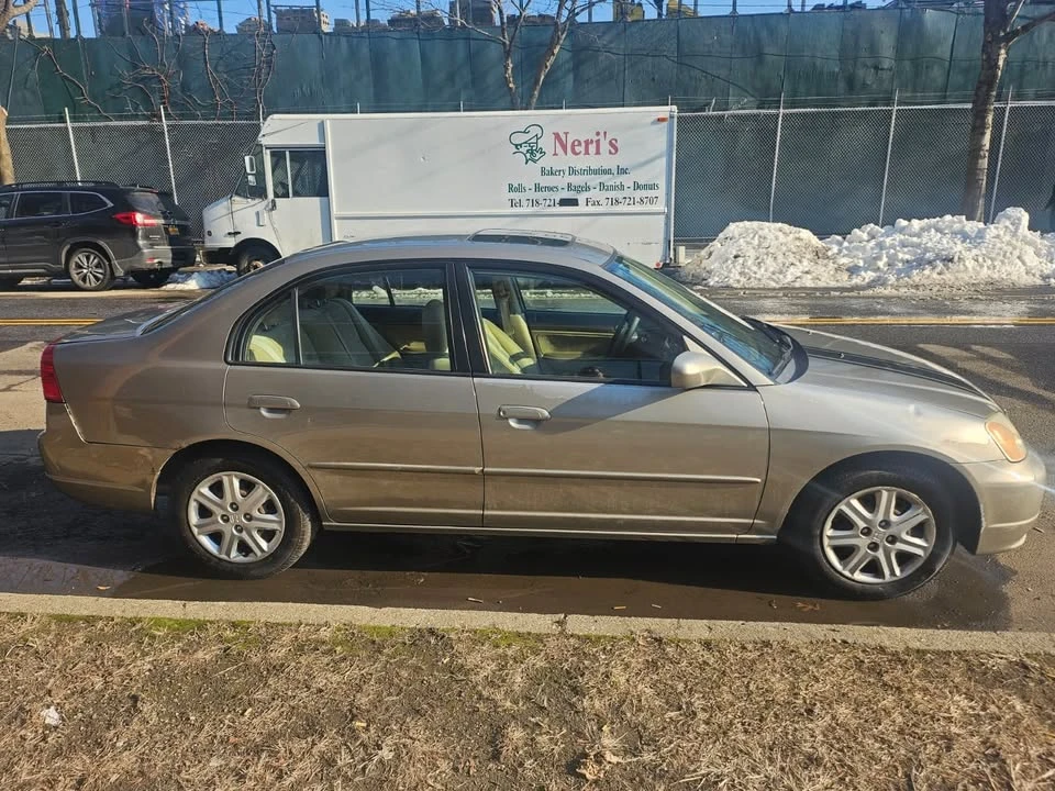 2003 Honda Civic 7th Gen - Image 3 of 10