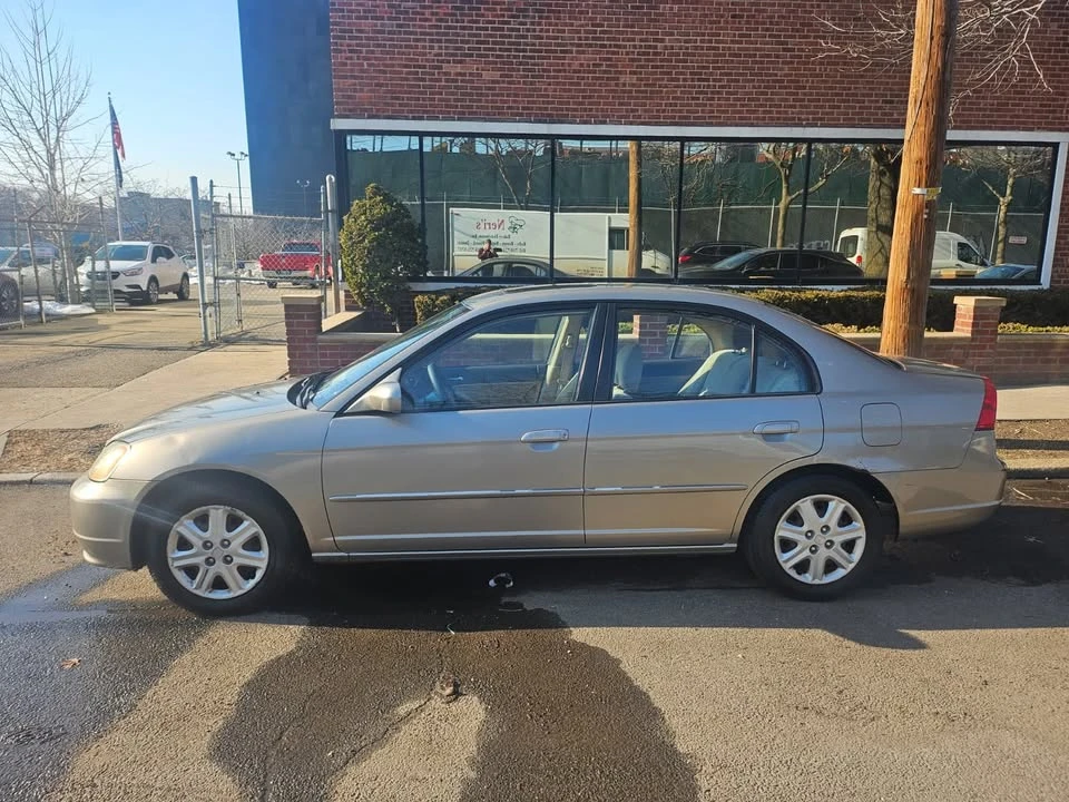 2003 Honda Civic 7th Gen - Image 2 of 10