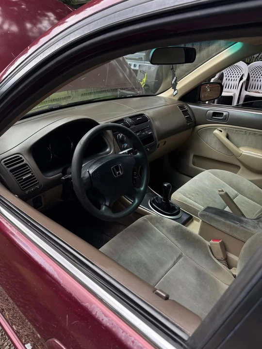 2003 Honda Civic 7th Gen - Image 6 of 7