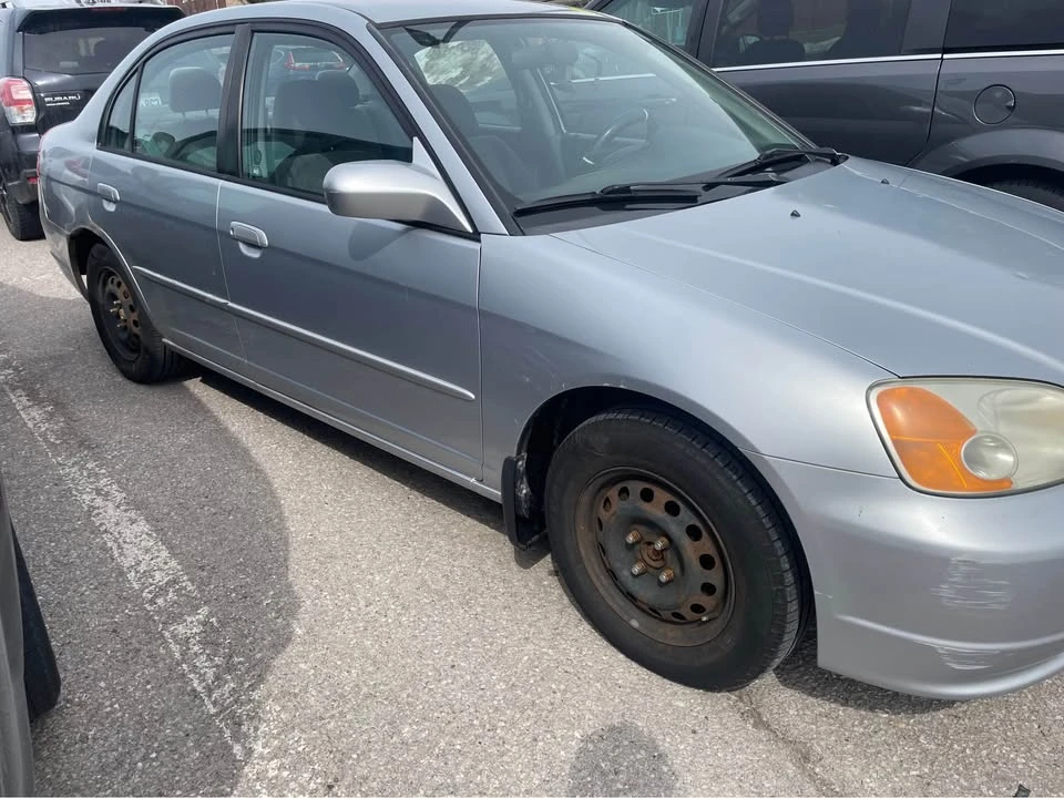 2003 Honda Civic 7th Gen - Image 3 of 11