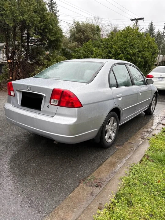 2003 Honda Civic 7th Gen - Image 3 of 11