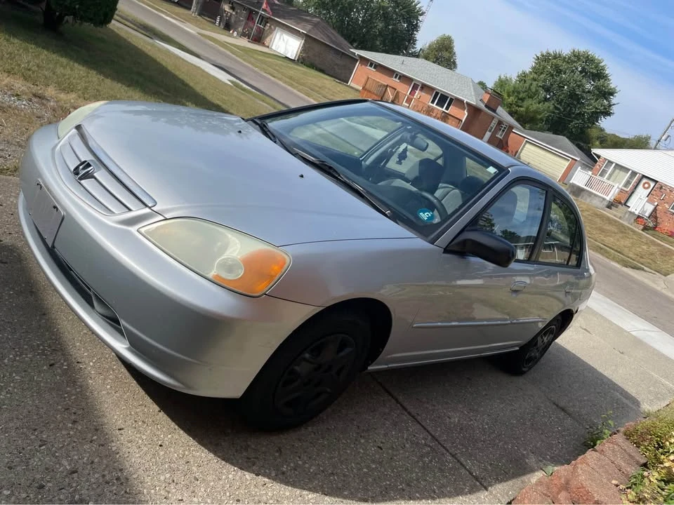 2003 Honda Civic 7th Gen - Image 2 of 2