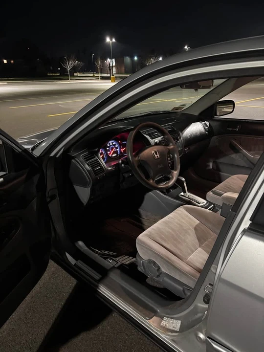 2003 Honda Civic 7th Gen - Image 9 of 10