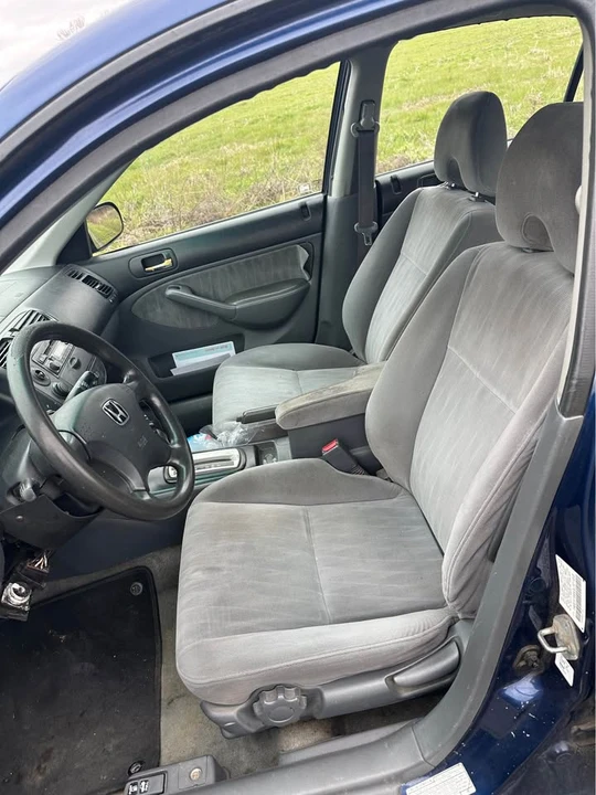 2003 Honda Civic 7th Gen - Image 6 of 7