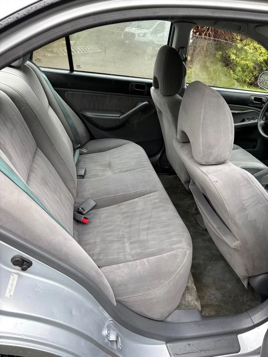 2003 Honda Civic 7th Gen - Image 10 of 11
