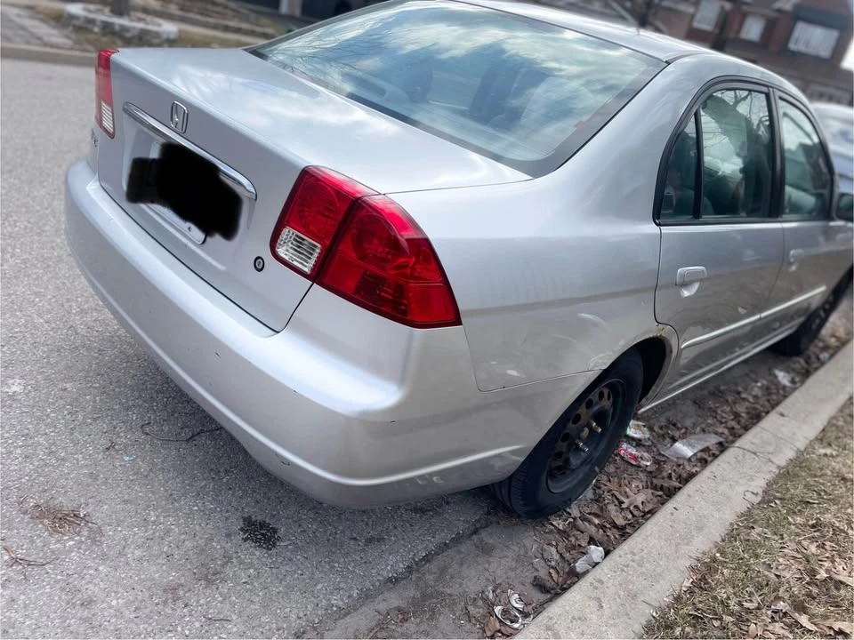 2003 Honda Civic 7th Gen - Image 2 of 12
