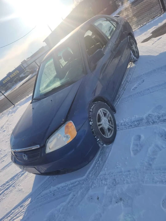 2003 Honda Civic 7th Gen - Image 3 of 11