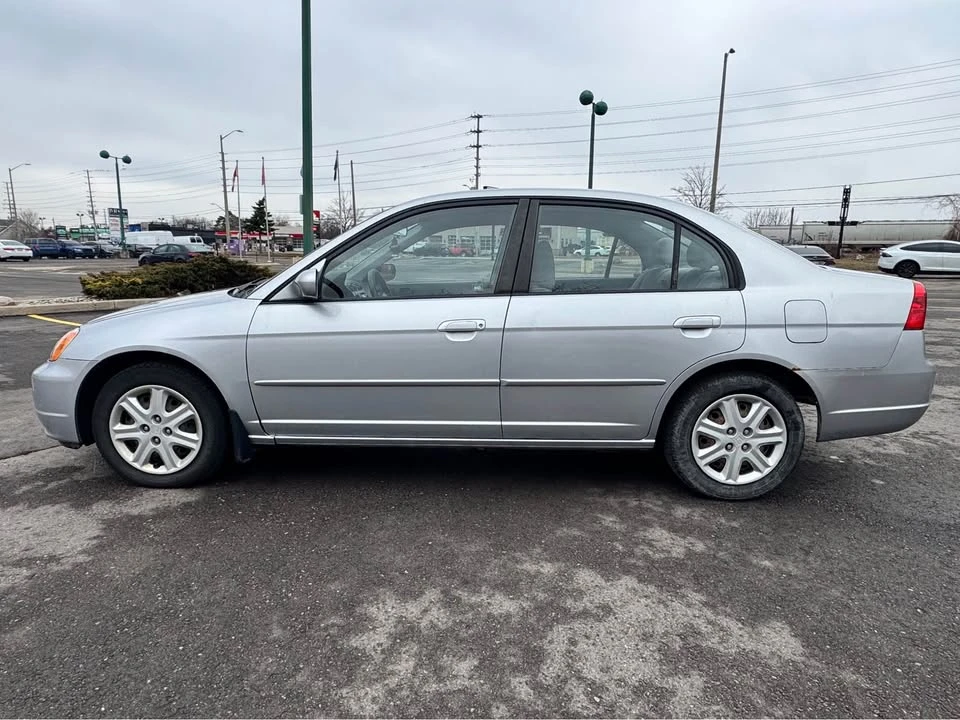 2003 Honda Civic 7th Gen - Image 3 of 11
