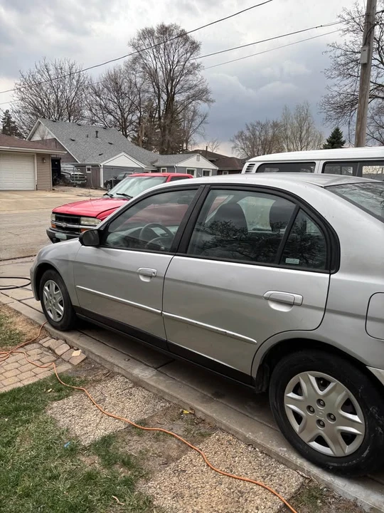 2003 Honda Civic 7th Gen - Image 4 of 10