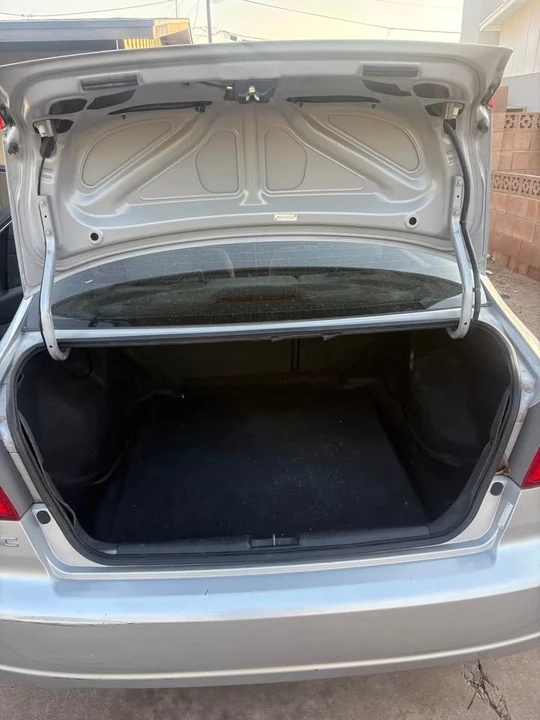 2003 Honda Civic 7th Gen - Image 8 of 10