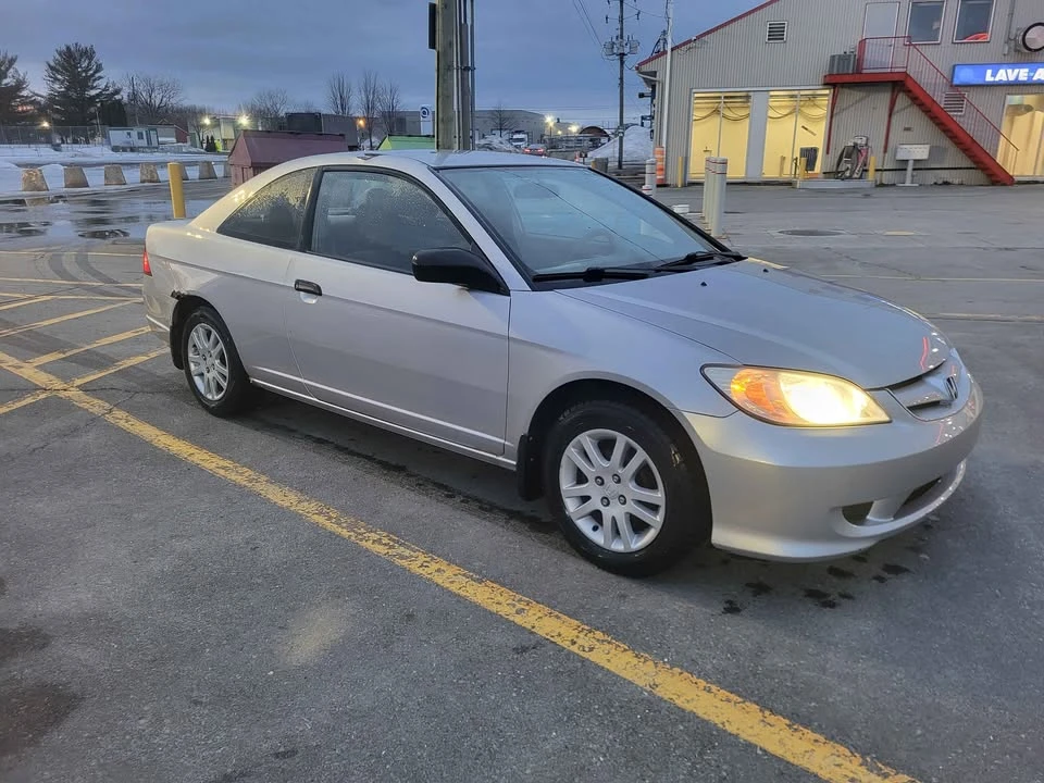 2003 Honda Civic 7th Gen - Image 2 of 8