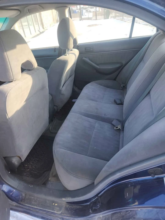 2003 Honda Civic 7th Gen - Image 8 of 11