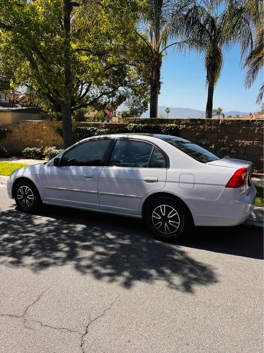 2003 Honda Civic 7th Gen - Image 6 of 12