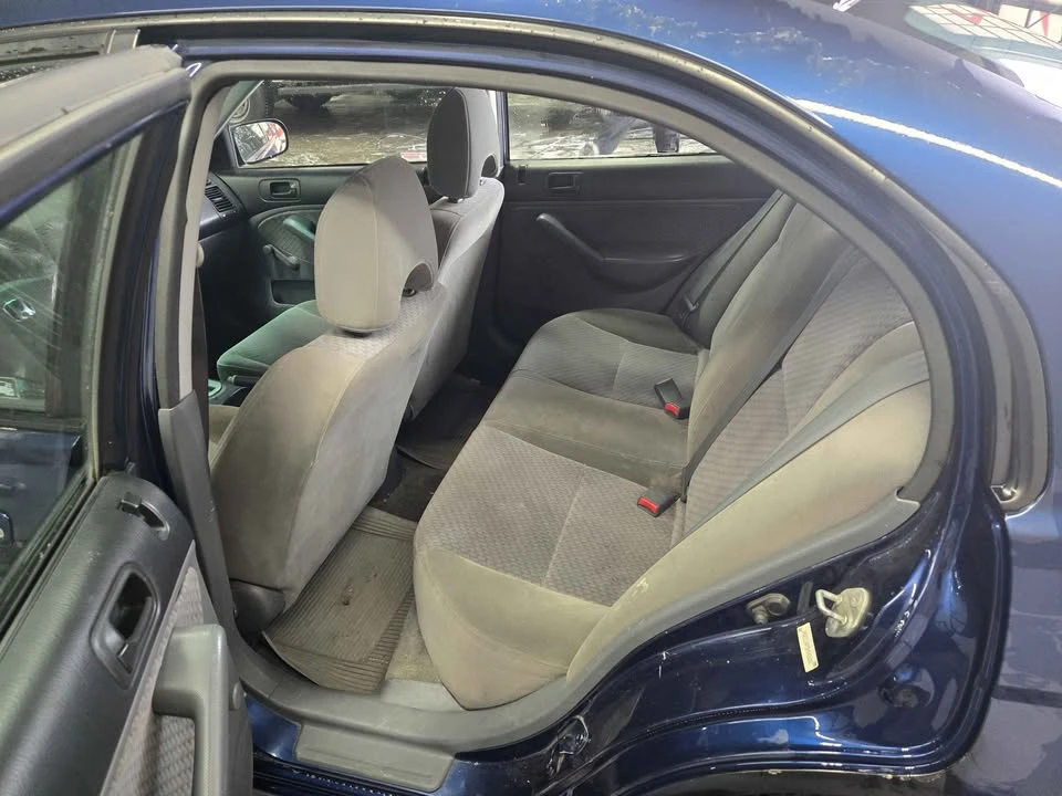 2003 Honda Civic 7th Gen - Image 7 of 10