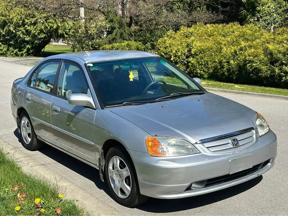 2003 Honda Civic 7th Gen - Image 2 of 9