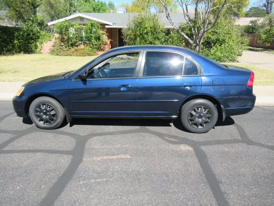 2003 Honda Civic 7th Gen - Image 3 of 11