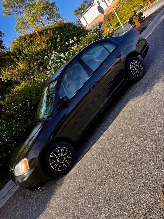 2003 Honda Civic 7th Gen - Image 4 of 10