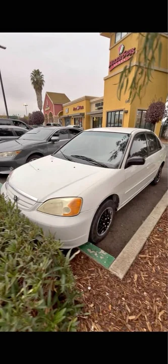 2003 Honda Civic 7th Gen - Image 2 of 2