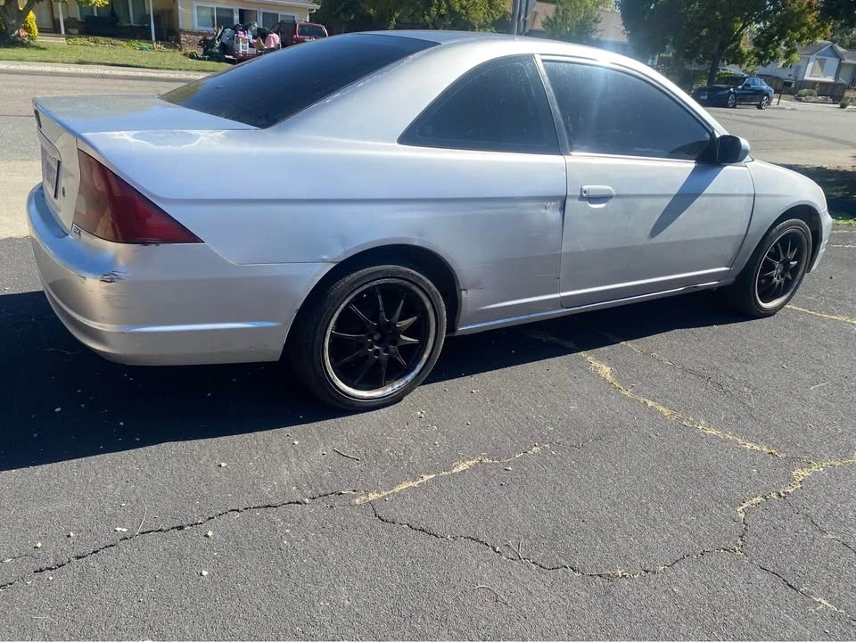 2003 Honda Civic 7th Gen - Image 2 of 3