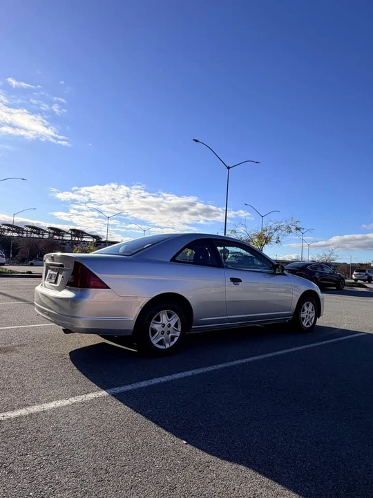 2003 Honda Civic 7th Gen - Image 5 of 11