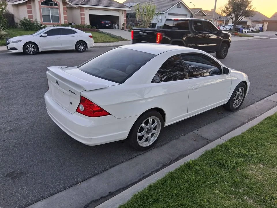 2003 Honda Civic 7th Gen - Image 3 of 9