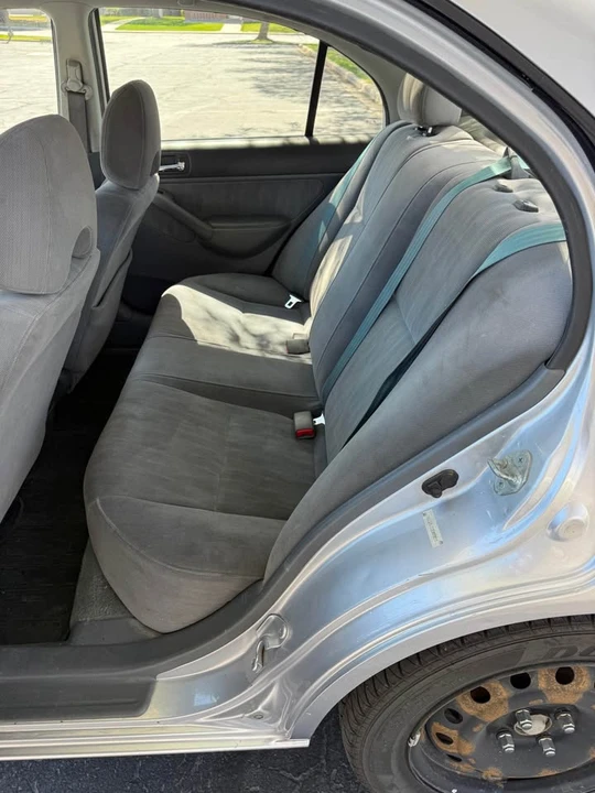 2003 Honda Civic 7th Gen - Image 8 of 9