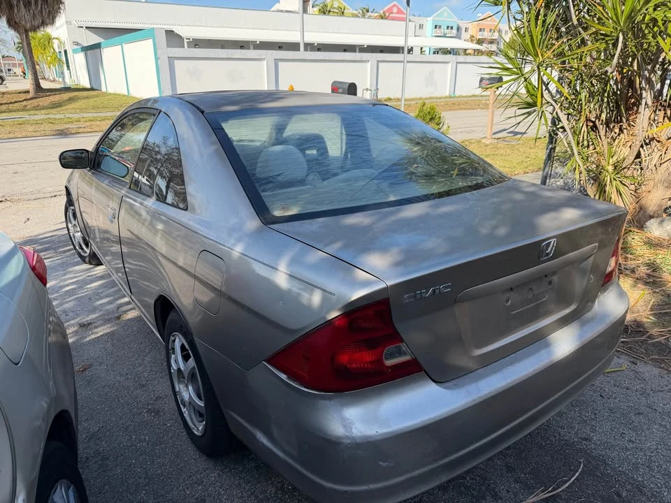 2003 Honda Civic 7th Gen - Image 2 of 5
