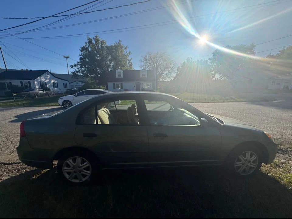 2003 Honda Civic 7th Gen - Image 2 of 13