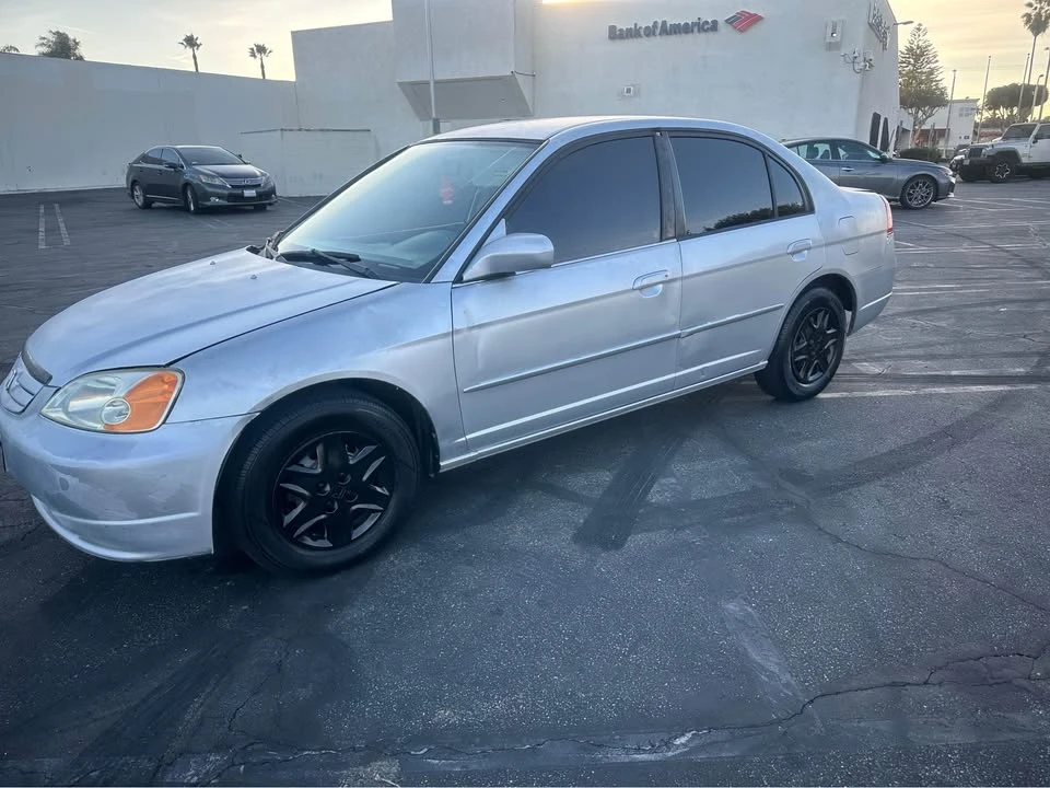 2003 Honda Civic 7th Gen - Image 2 of 8