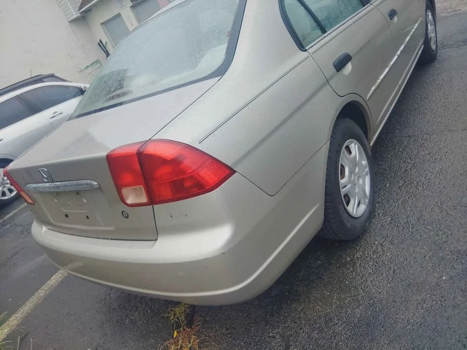 2003 Honda Civic 7th Gen - Image 6 of 13