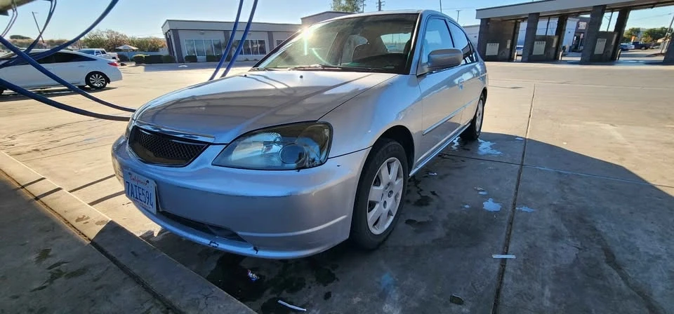 2003 Honda Civic 7th Gen - Image 2 of 16