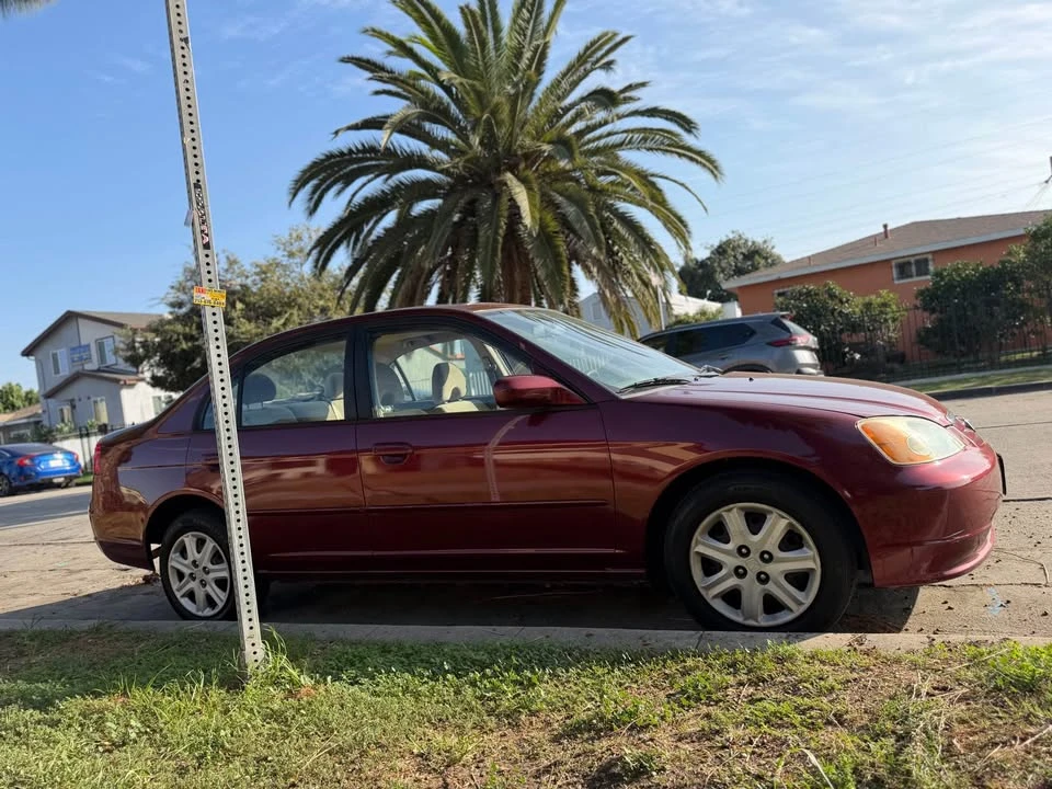 2003 Honda Civic 7th Gen - Image 4 of 10