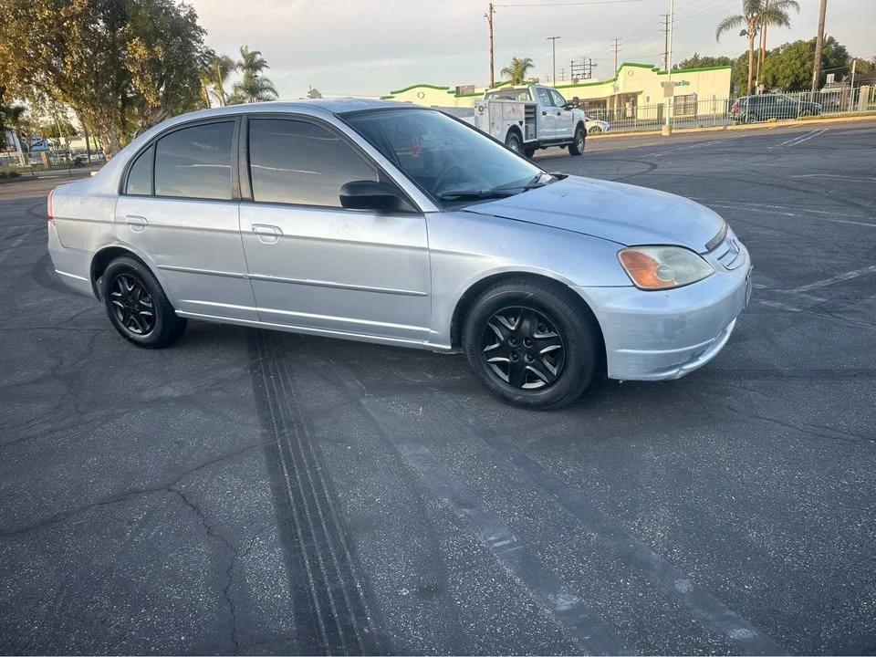 2003 Honda Civic 7th Gen - Image 4 of 8