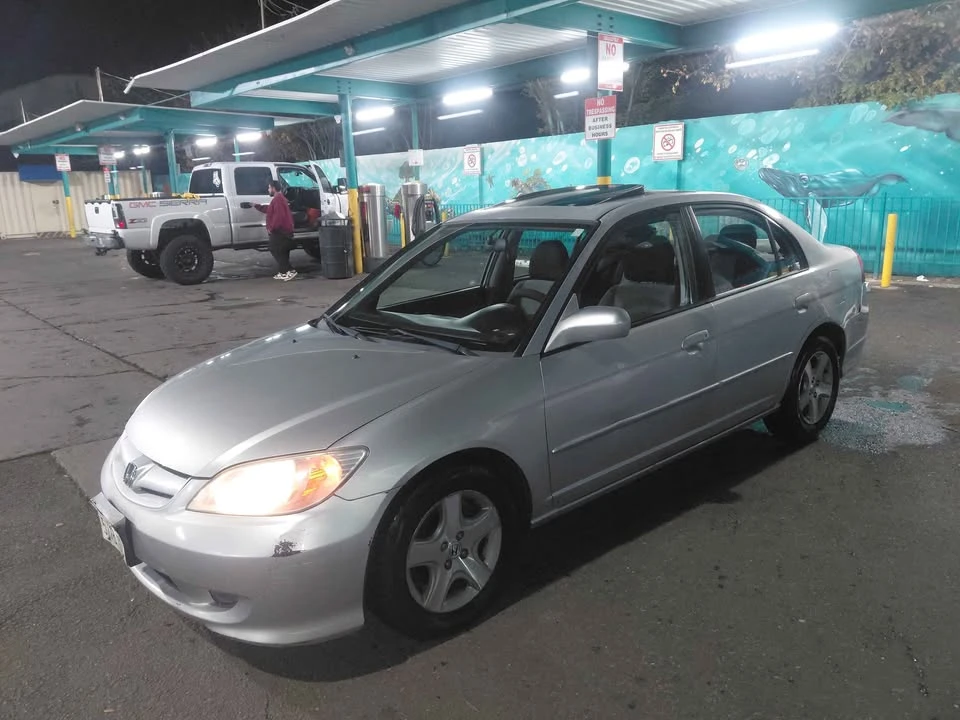 2003 Honda Civic 7th Gen - Image 3 of 12
