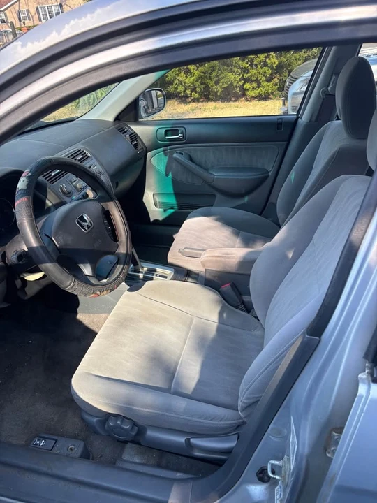 2003 Honda Civic 7th Gen - Image 11 of 15