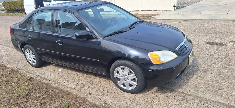 2003 Honda Civic 7th Gen - Image 3 of 8