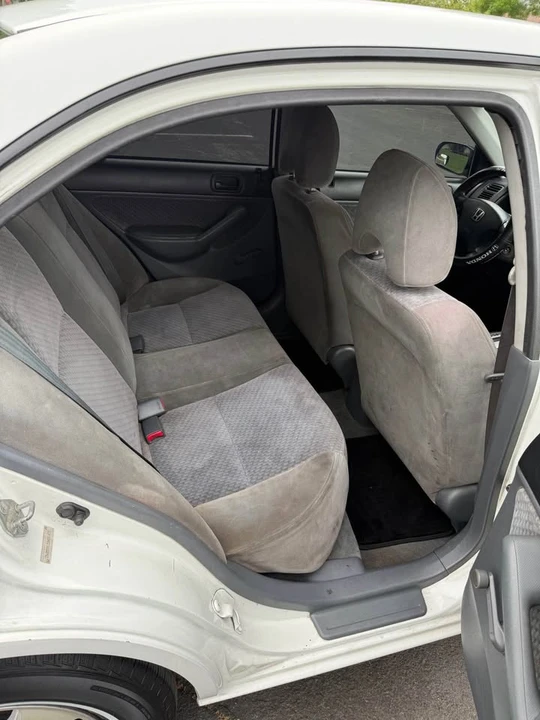 2003 Honda Civic 7th Gen - Image 9 of 14