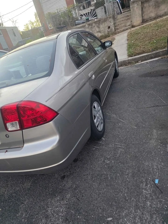 2003 Honda Civic 7th Gen - Image 2 of 6