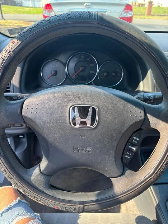 2003 Honda Civic 7th Gen - Image 9 of 15