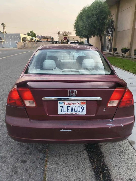 2003 Honda Civic 7th Gen - Image 8 of 12