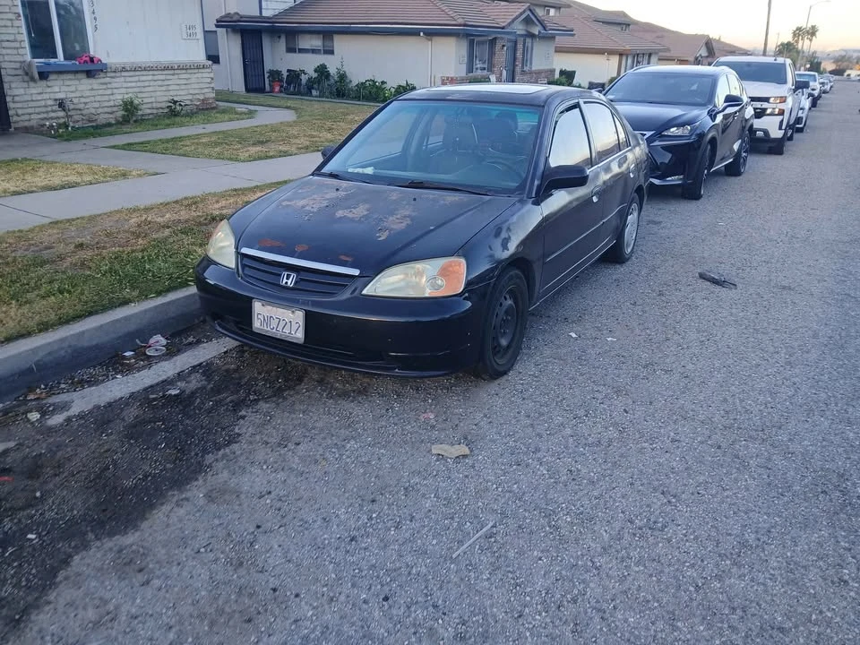 2003 Honda Civic 7th Gen - Image 2 of 8