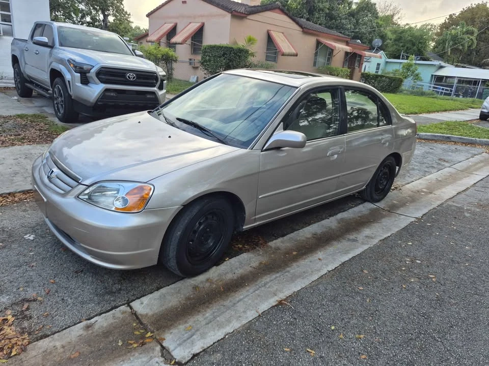 2003 Honda Civic 7th Gen - Image 3 of 6