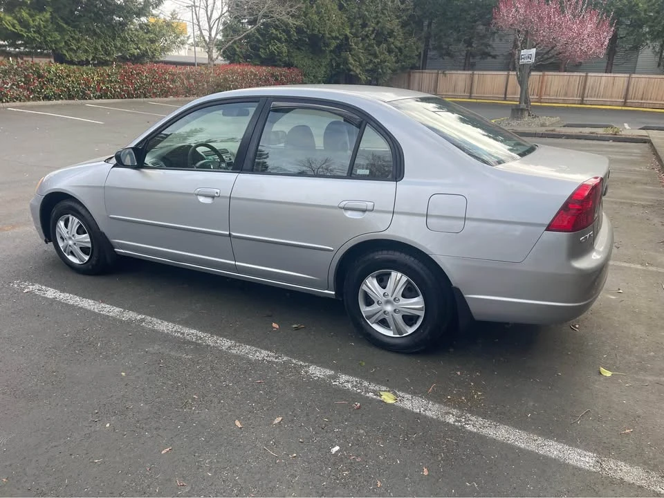 2003 Honda Civic 7th Gen - Image 9 of 14