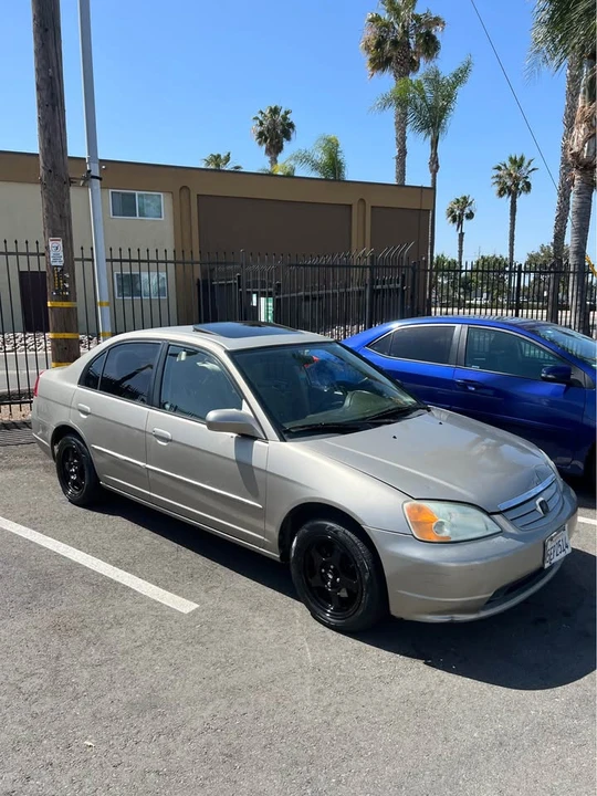 2003 Honda Civic 7th Gen - Image 9 of 13