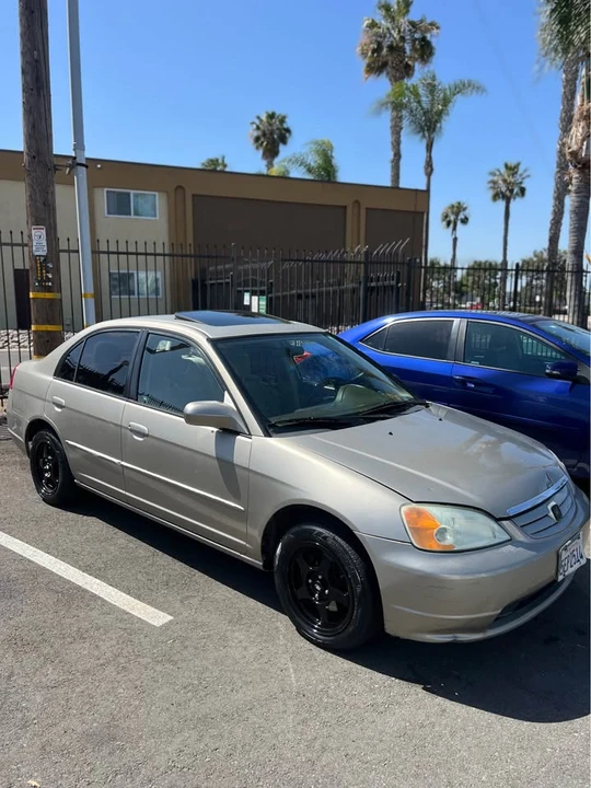 2003 Honda Civic 7th Gen - Image 3 of 13