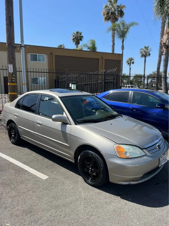 2003 Honda Civic 7th Gen - Image 4 of 13