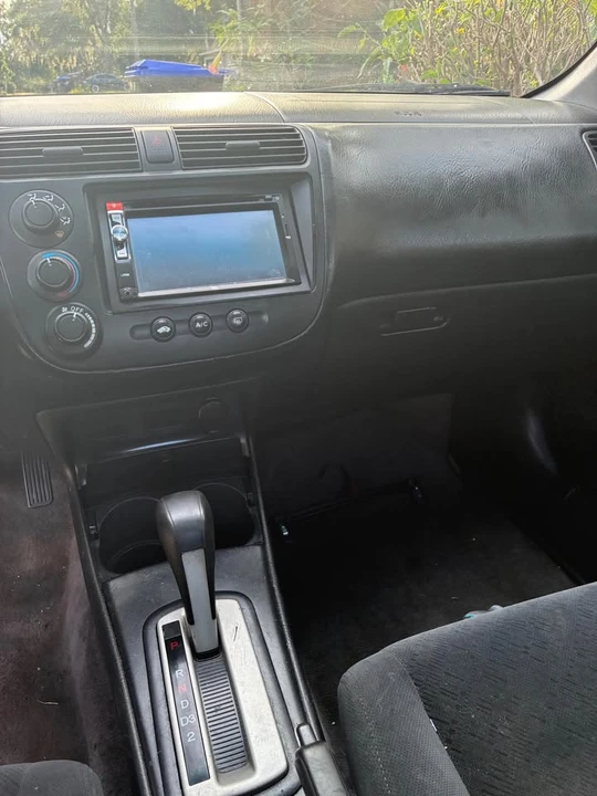 2003 Honda Civic 7th Gen - Image 2 of 5